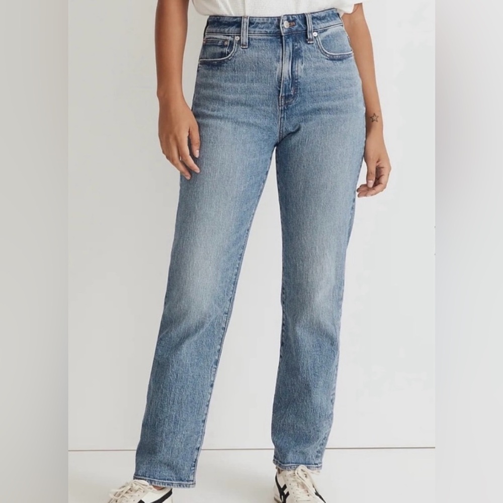Madewell the curvy 90s straight jean in Enmore size 23